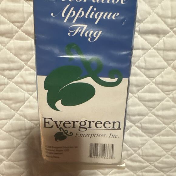 Michigan Decorative flag 28x44 - Picture 3 of 8